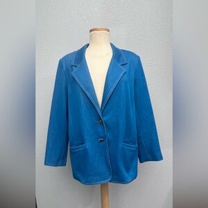 Elegant Blue Women's Blazer